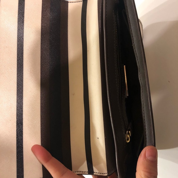 Tory Burch Crossbody - Picture 4 of 5